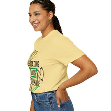 Cargar imagen en el visor de la galería, Empowered Statement Tee - Black Excellence, Unisex T-Shirt, Casual Wear, Gift for Friends, Summer Outfit, Positive Vibes
