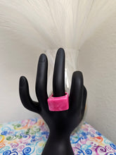 Cargar imagen en el visor de la galería, Magenta Ring
