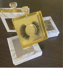 Cargar imagen en el visor de la galería, Golden Eyelash Bundle
